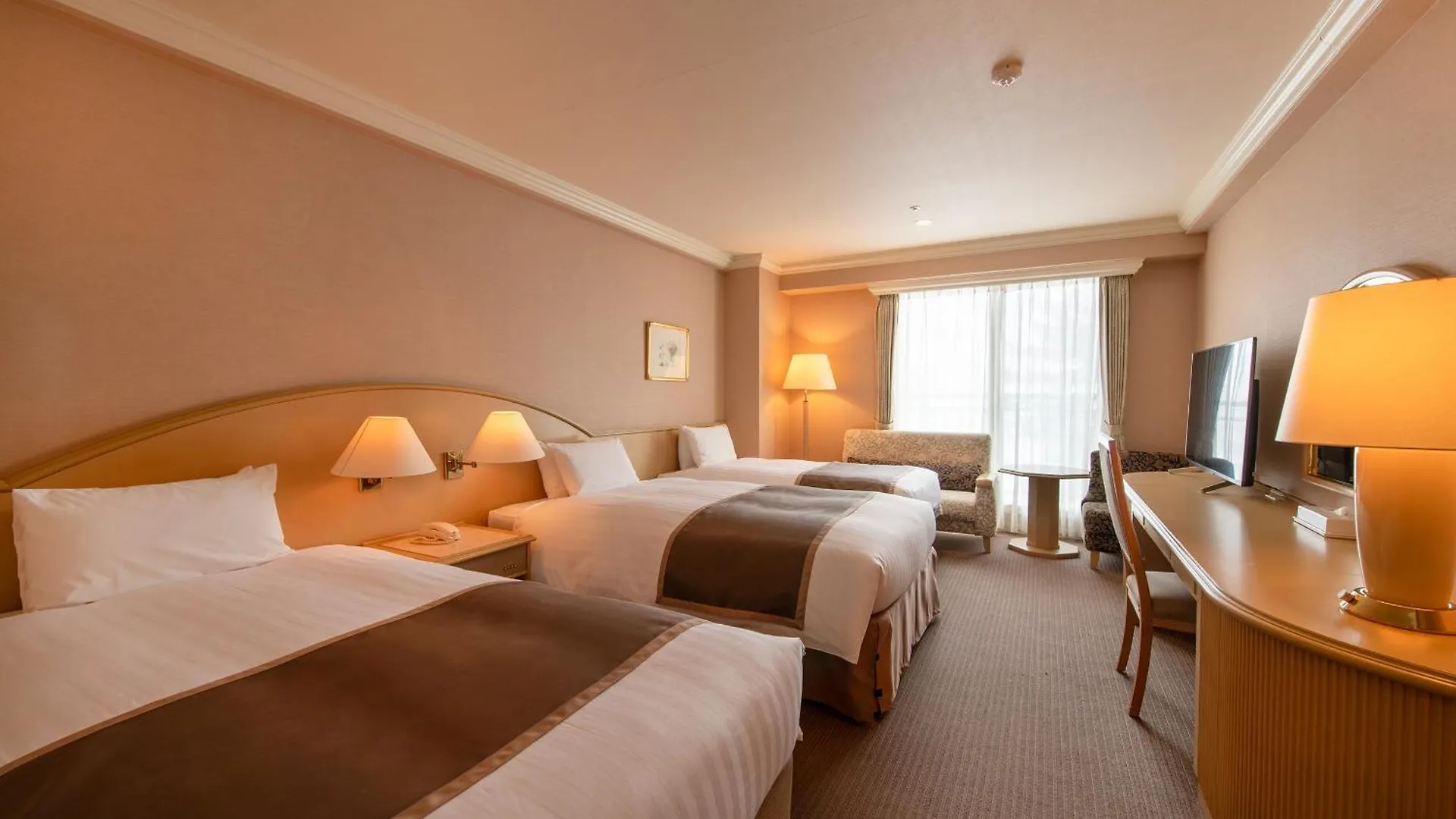 Rusutsu Resort Hotel & Convention