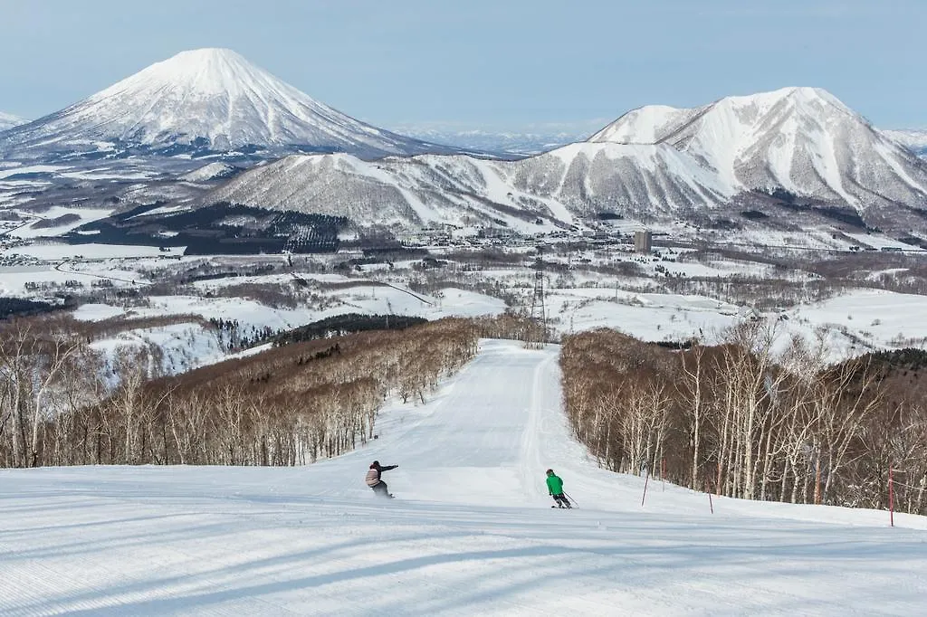 ****  Rusutsu Resort Hotel & Convention Япония