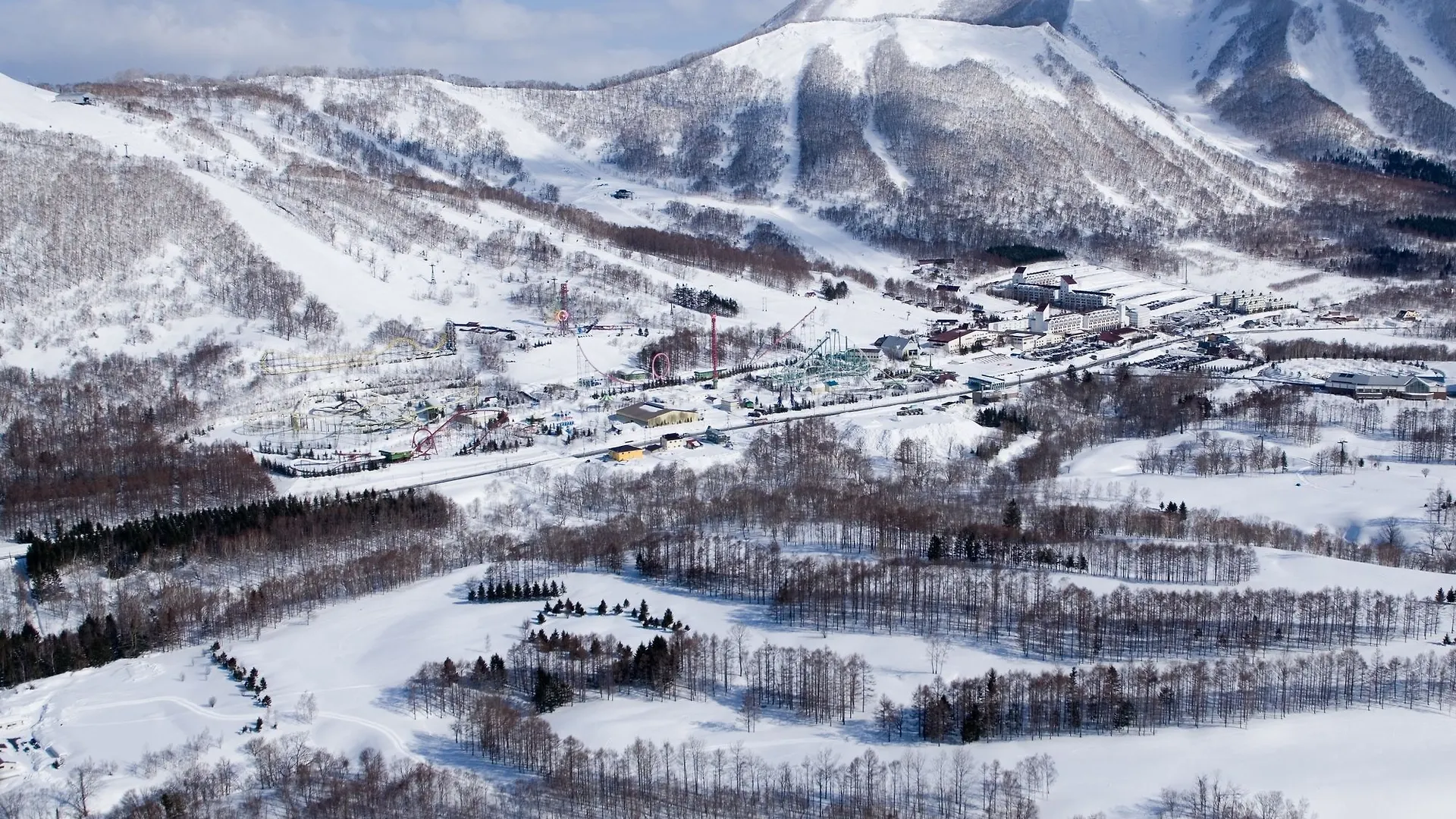 Rusutsu Resort Hotel & Convention