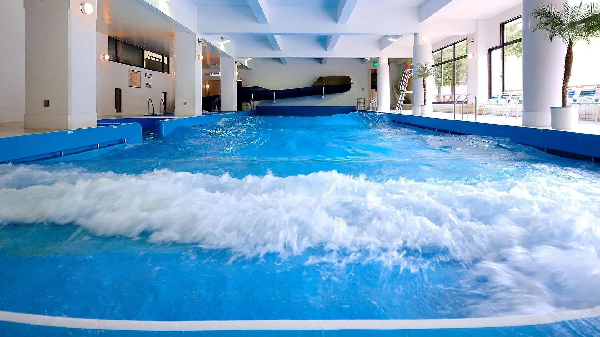 Rusutsu Resort Hotel & Convention Japan
